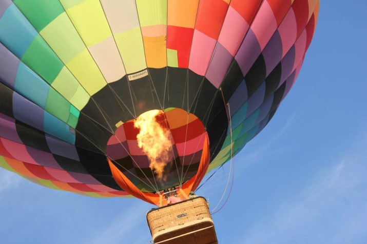 Book hot air balloon rides in Cappadocia for a unique experience, breathtaking views, and a lifetime adventure, enjoy unforgettable moments above