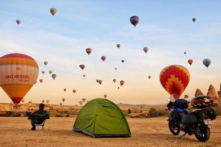 Experience luxury in nature with the best glamping spots in Cappadocia, offering breathtaking views, cave suites, and unforgettable outdoor